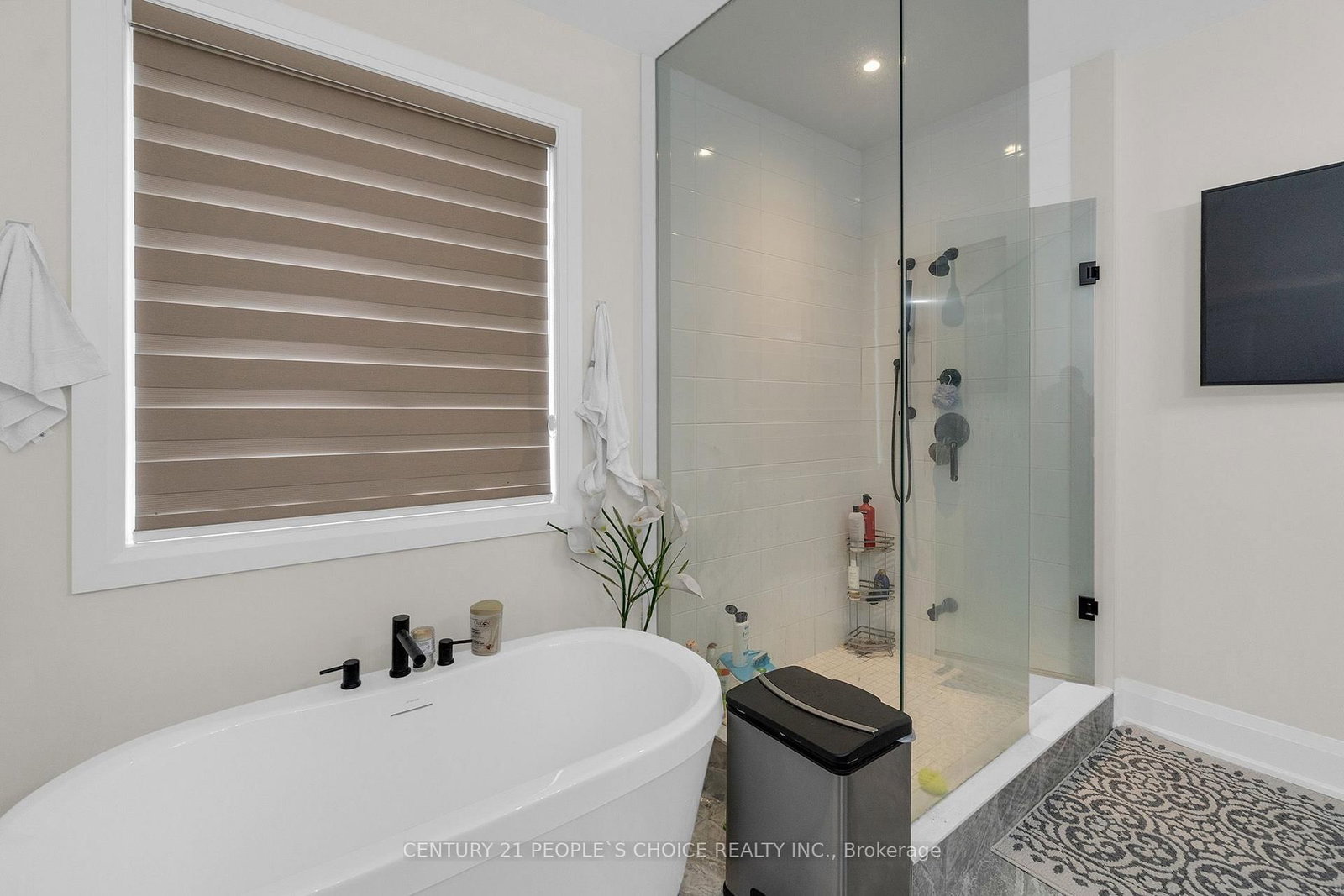 Detached House for sale at 10 Tweedhill Avenue, Caledon, Ontario, L7C 4K5 - Rural Caledon - MLS: W12764708