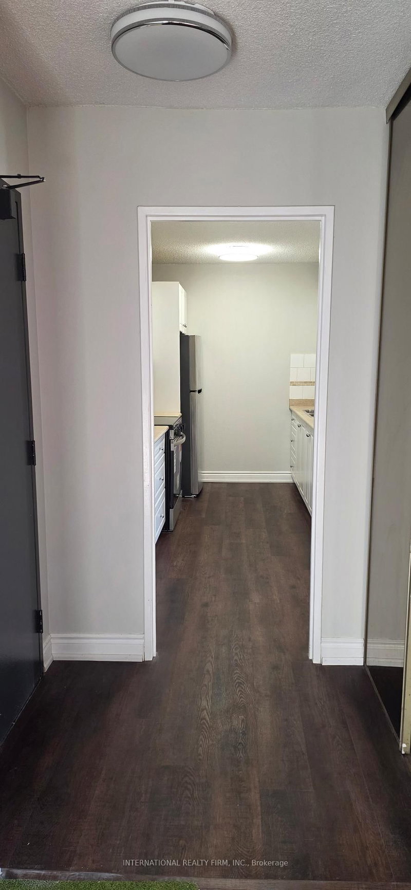 812 - 2929 Aquitaine Ave, Mississauga, L5N 2C7 | Image 3