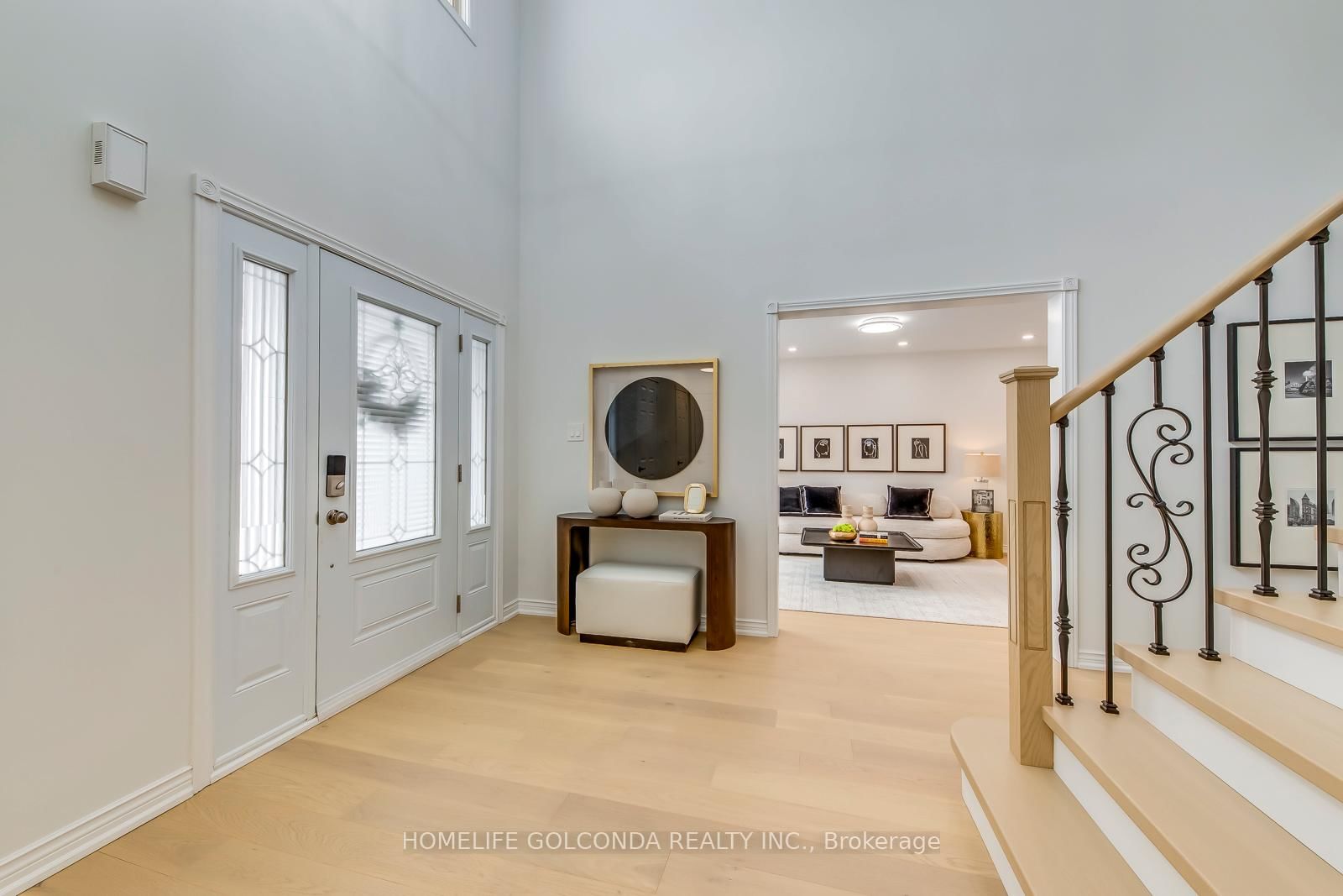 Listing Image 7