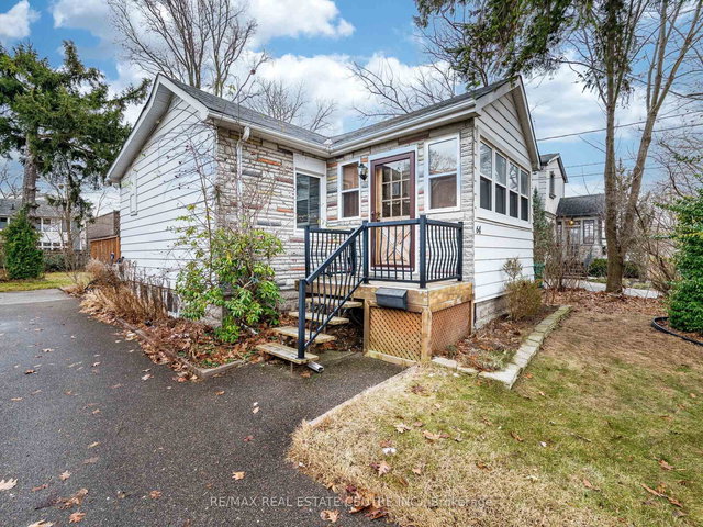 64 Eaglewood Boulevard