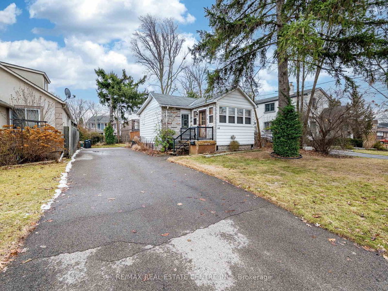 64 Eaglewood Blvd, Mississauga, L5G 1V4 | Image 2