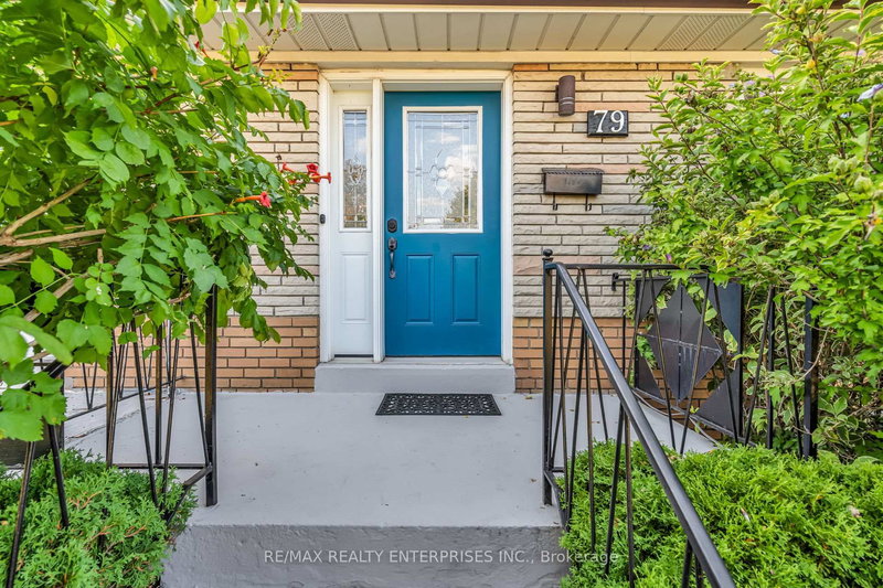 79 Watney Cres, Toronto, M3L 2E1 | Image 2