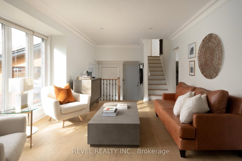 134 Fairwood Pl W, Burlington, L7T 4B6 | Image 3