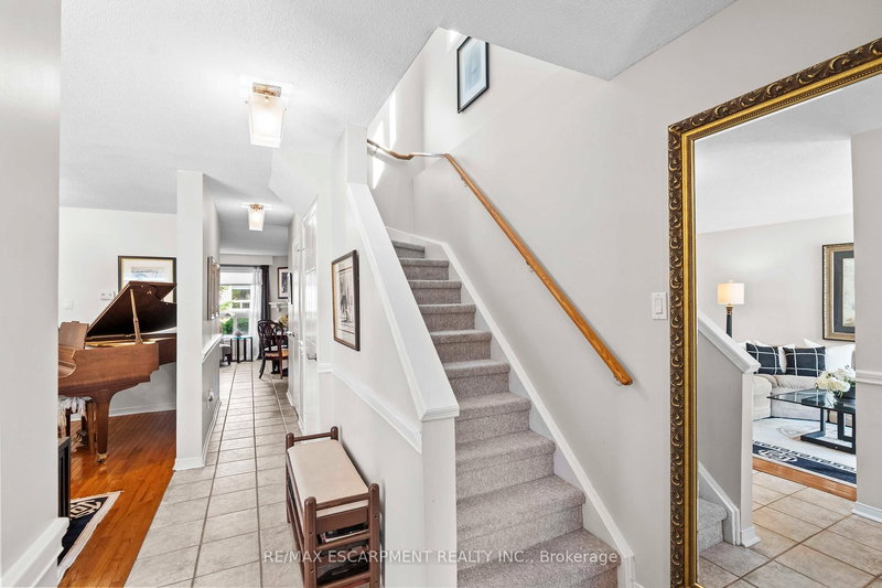 56 - 2272 Mowat Ave, Oakville, L6H 5L8 | Image 2