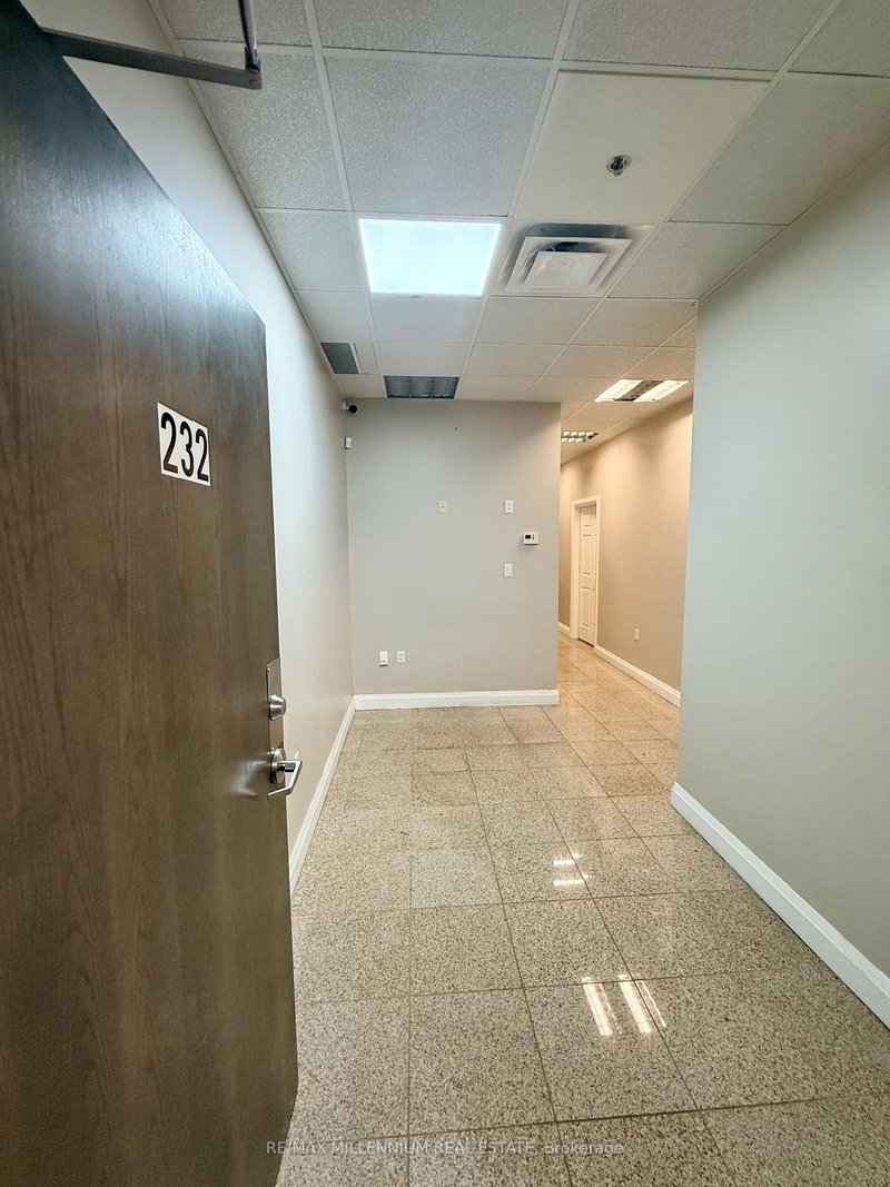 232 - 2980 Drew Rd, Mississauga, L4T 0A6 | Image 3