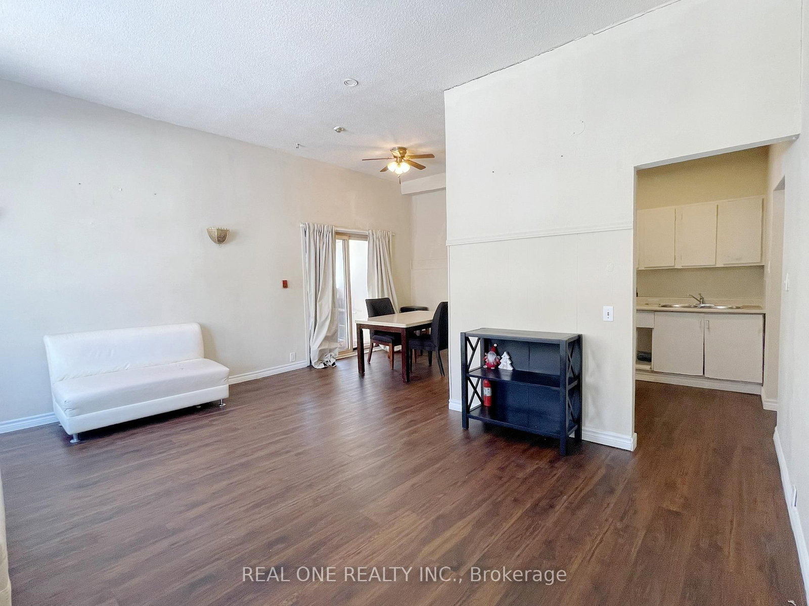 Semi-Detached House for lease at 102 Twenty Fifth Street, Toronto, Ontario, M8V 3P8 - Long Branch - MLS: W12765608