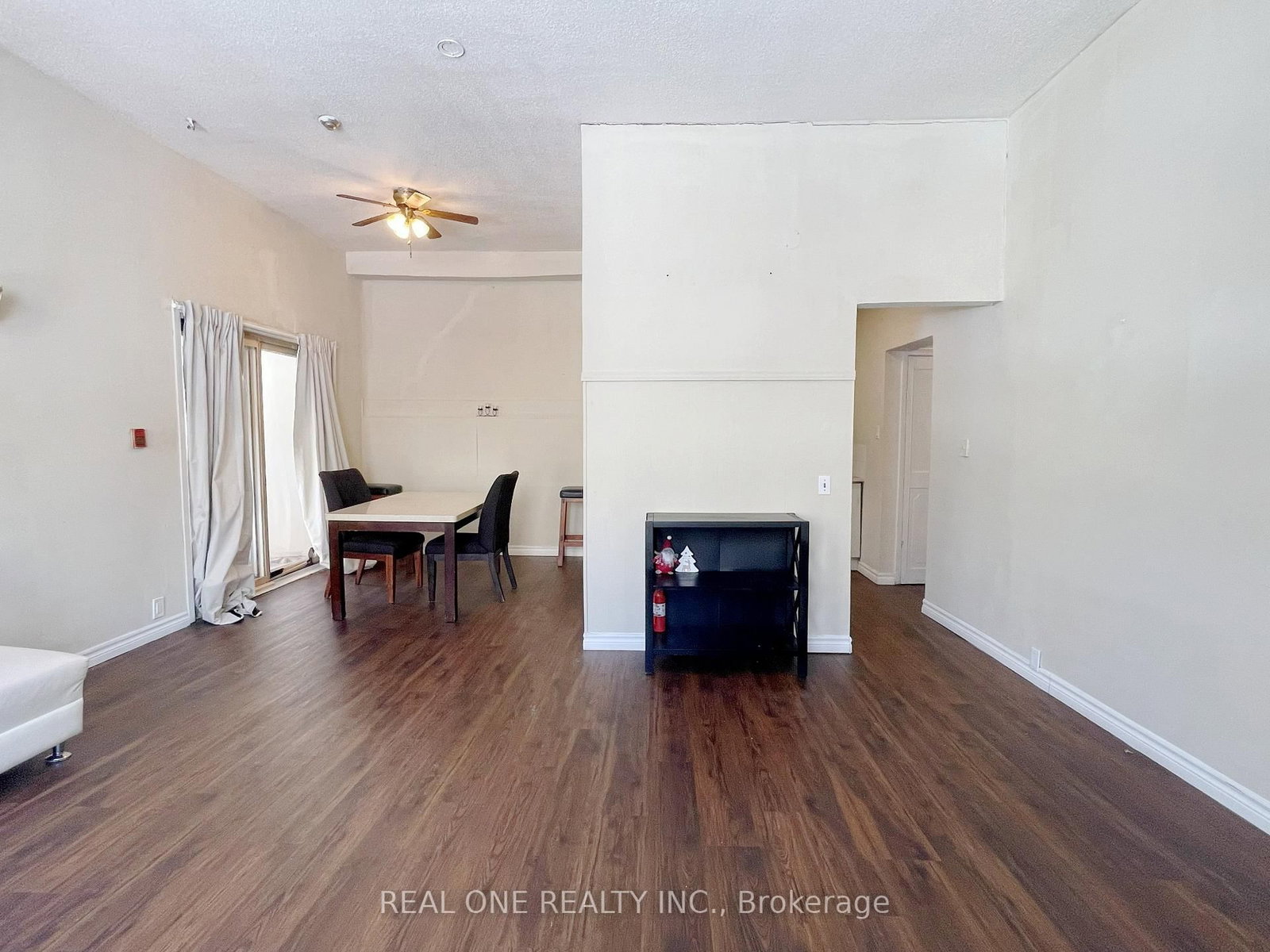 Semi-Detached House for lease at 102 Twenty Fifth Street, Toronto, Ontario, M8V 3P8 - Long Branch - MLS: W12765608