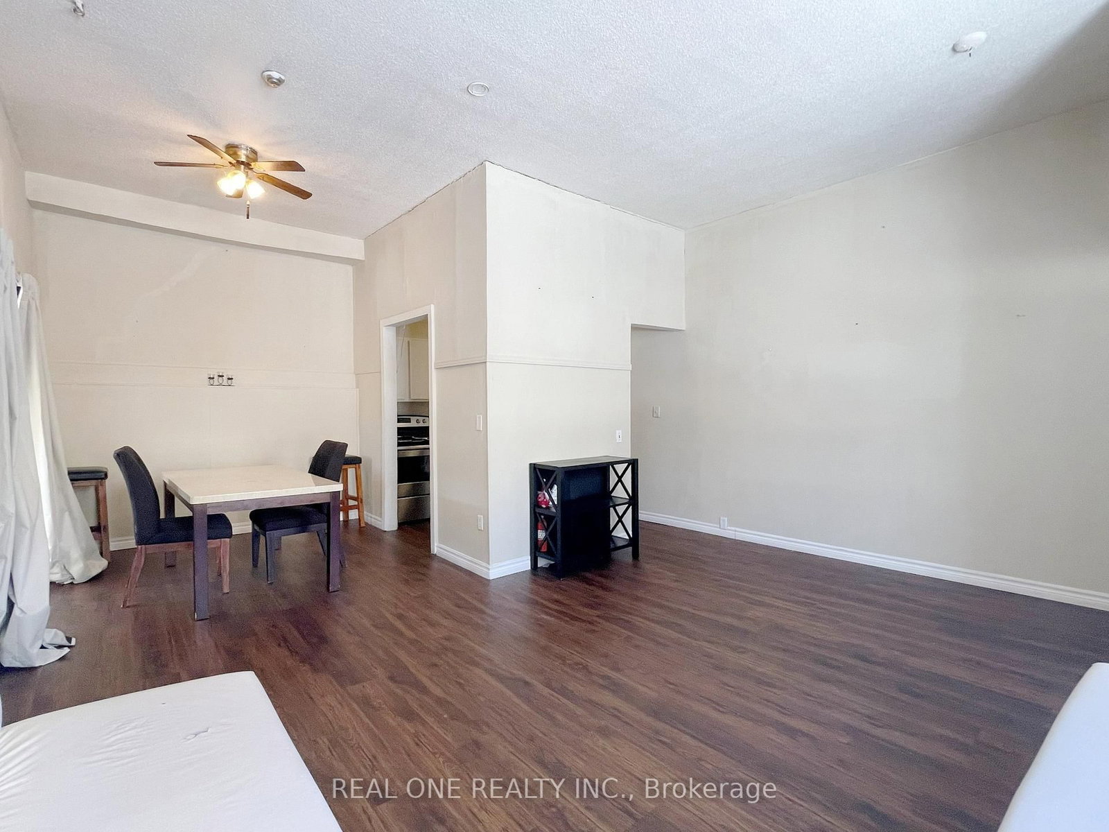 Semi-Detached House for lease at 102 Twenty Fifth Street, Toronto, Ontario, M8V 3P8 - Long Branch - MLS: W12765608