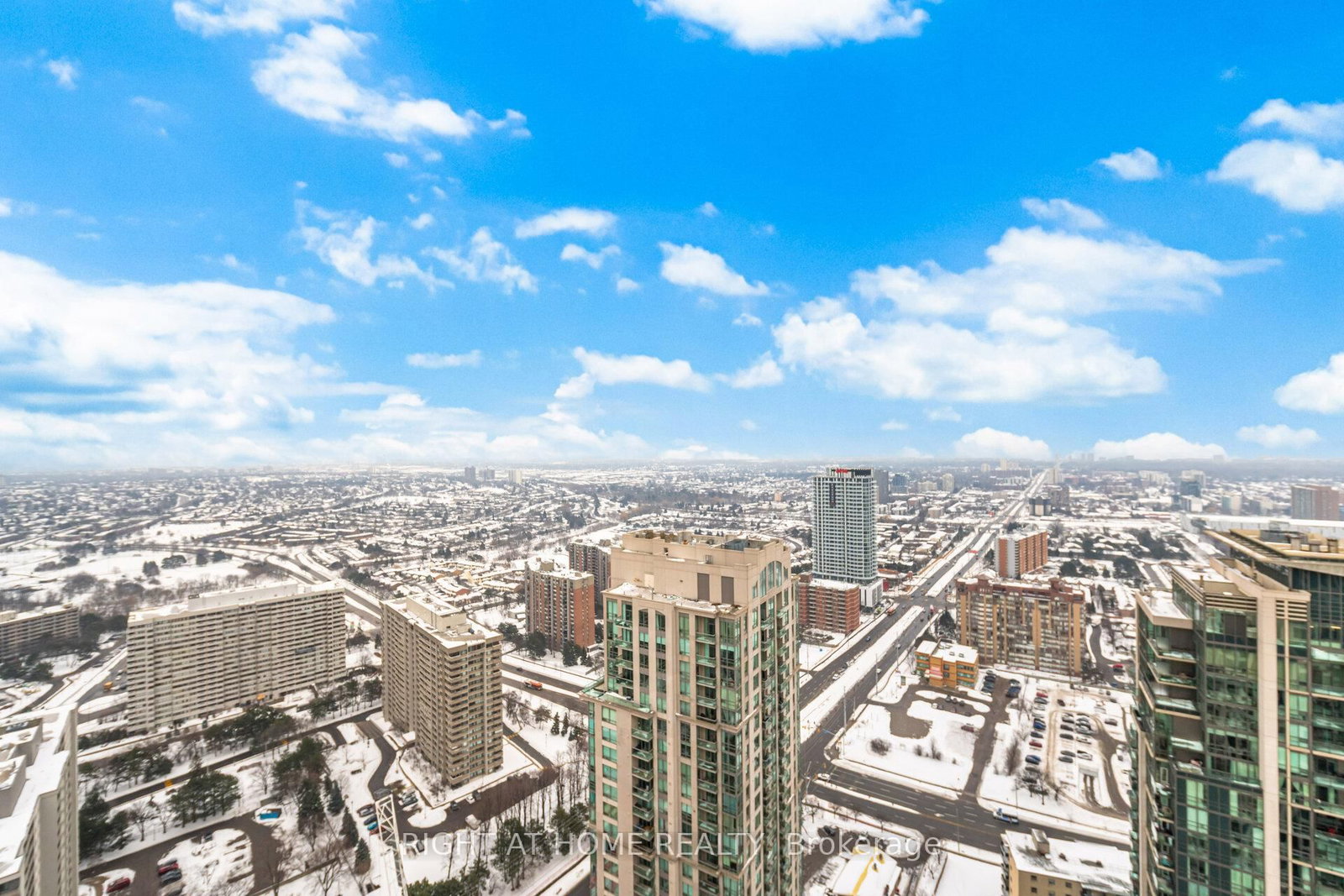 Condo for sale at 3906-30 Elm Drive, Mississauga, Ontario, L5B 0N6 - Fairview - MLS: W12766162