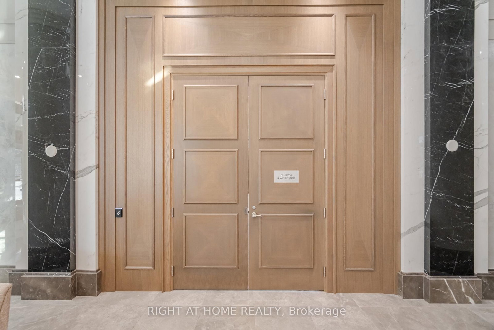 Condo for sale at 3906-30 Elm Drive, Mississauga, Ontario, L5B 0N6 - Fairview - MLS: W12766162