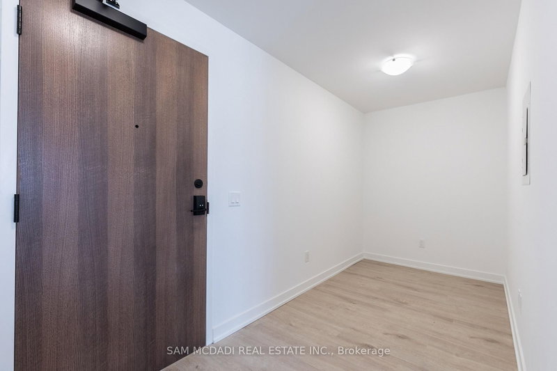 1503 - 1035 Southdown Rd, Mississauga, L5J 0A2 | Image 2