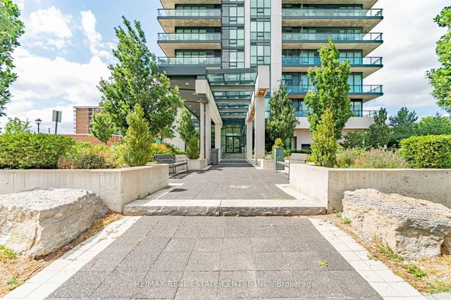 1203 - 100 John Street