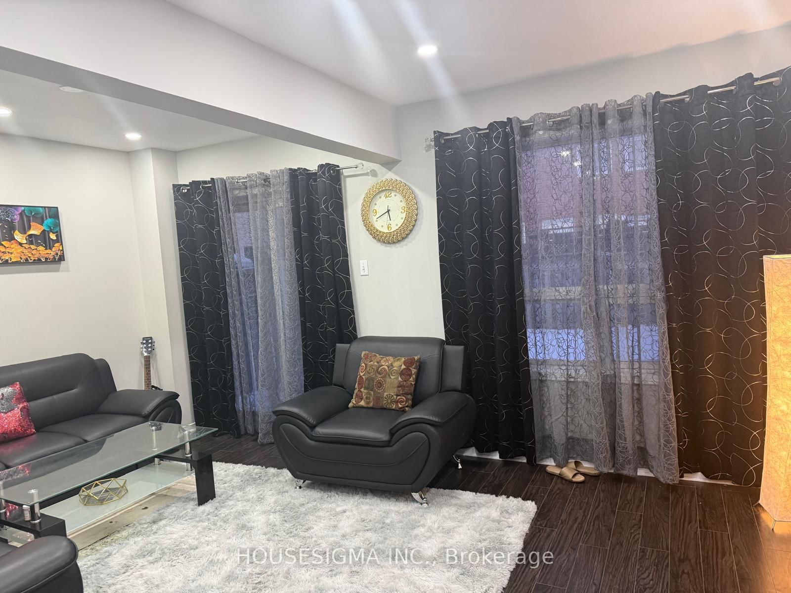 Townhouse for sale at 3 Sinclair Court, Brampton, Ontario, L6X 4P5 - Brampton West - MLS: W12767676