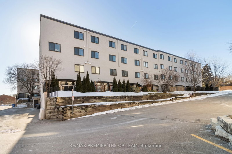 37 - 1016 Falgarwood Dr, Oakville, L6H 2P5 | Image 2