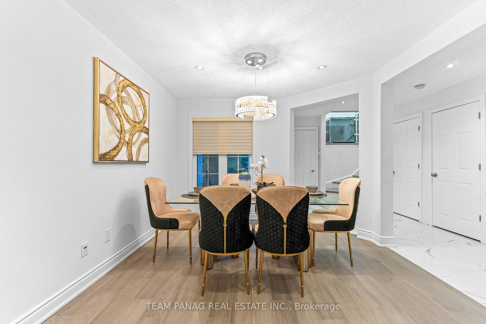 Detached House sold at 5358 Flatford Road, Mississauga, Ontario, L5V 1Y6 - East Credit - MLS: W12768020