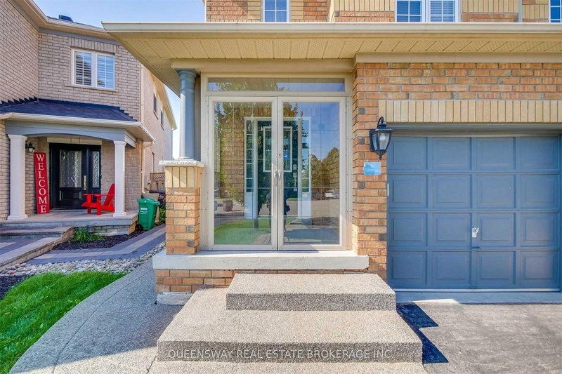 20 Hesketh Crt, Caledon, L7C 1C6 | Image 3