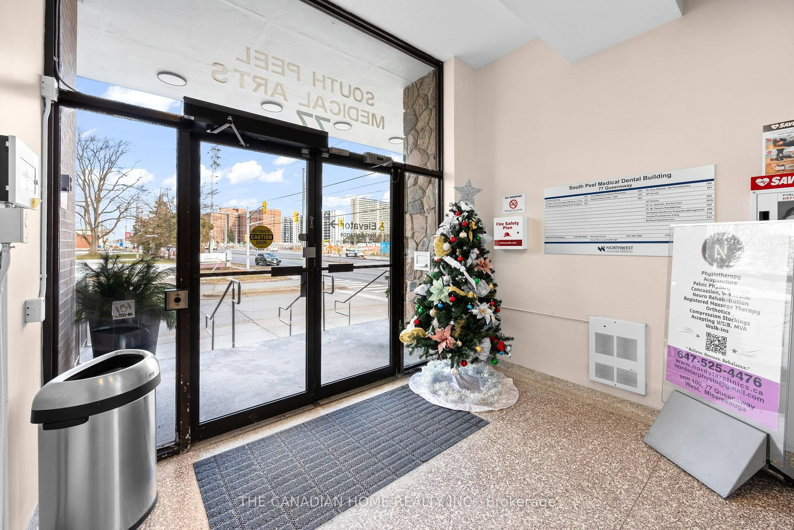 77 Queensway W, Unit 100 - Photo 2