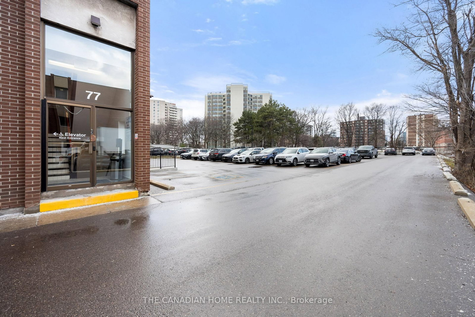 77 Queensway W, Unit 100 - Photo 26