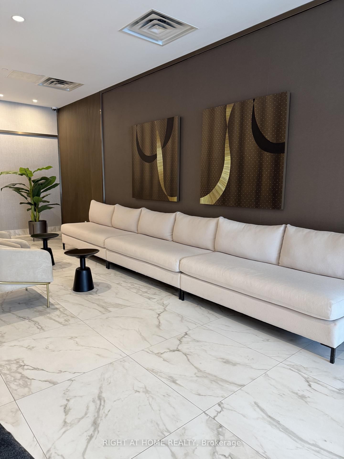 490 Gordon Krantz Avenue, Unit 612 - Photo 18