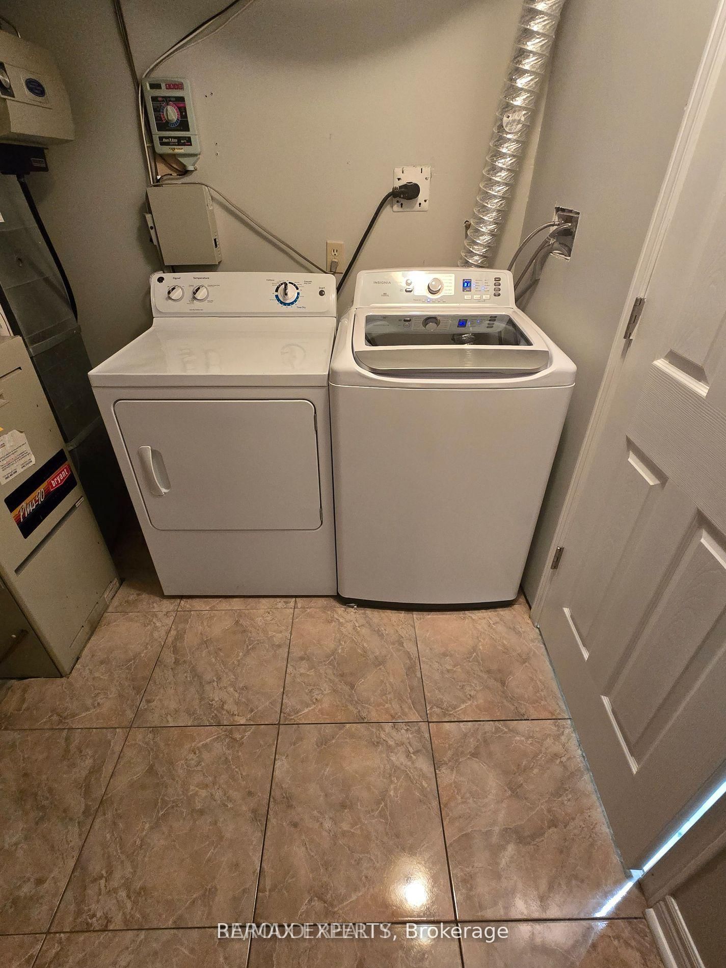 19 RORY Road, Unit LOWER - Photo 4