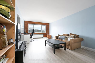 11-2418 New Street, Burlington, Ontario image-0-4