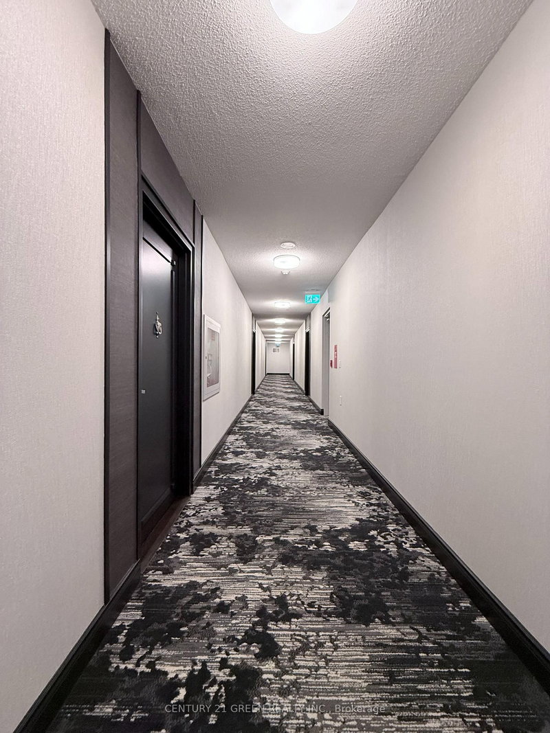 1103 - 200 Burnhamthorpe Rd E, Mississauga, L5A 4L4 | Image 3