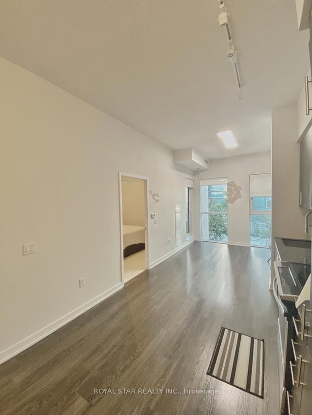 621 - 4055 Parkside Village Drive