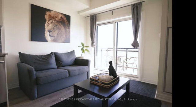 330 - 102 Grovewood Common