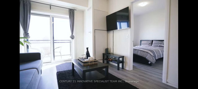 330 - 102 Grovewood Common