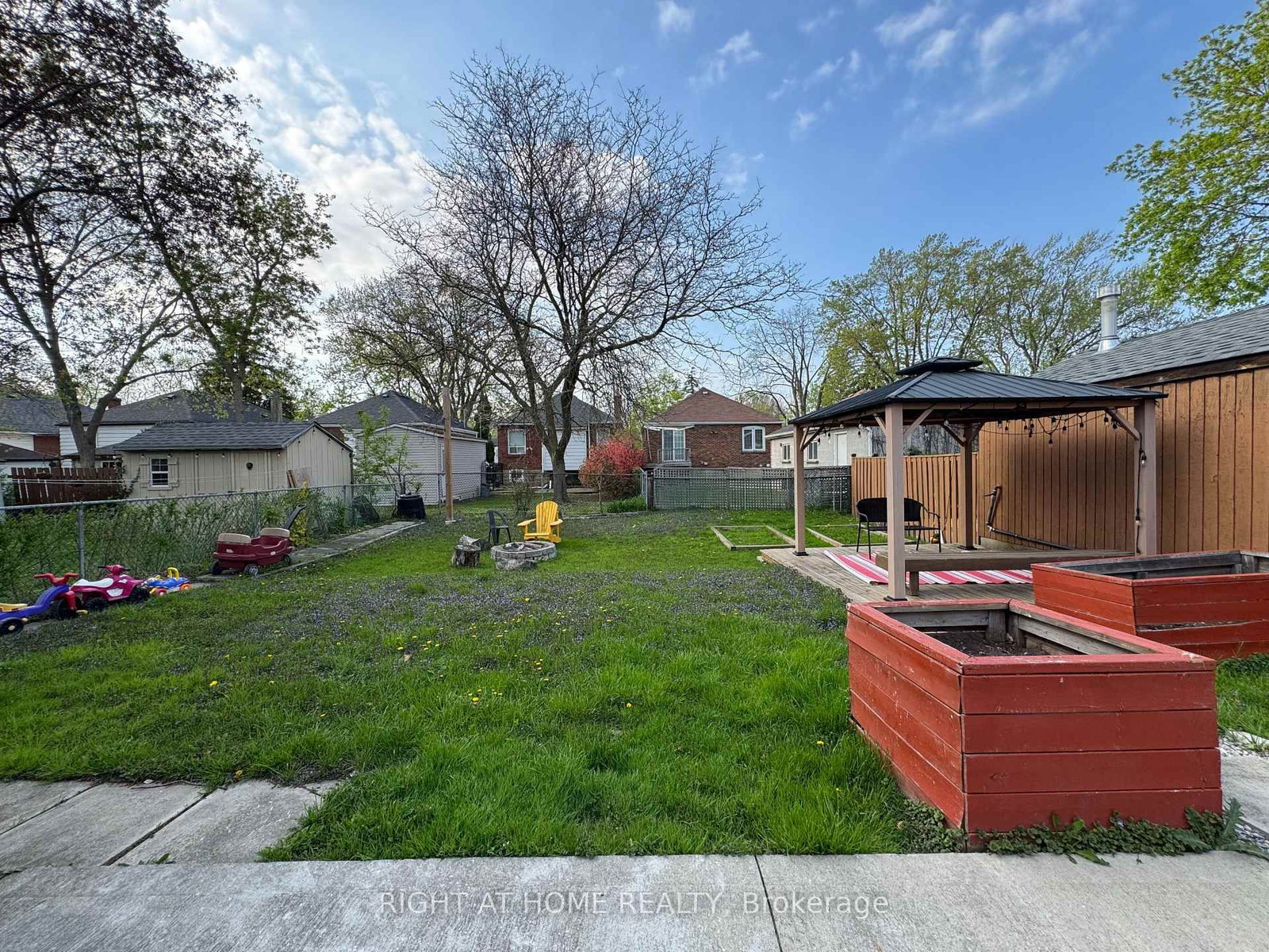 Detached House for lease at Upper-48 Patika Avenue, Toronto, Ontario, M9N 2E9 - Weston - MLS: W12769458