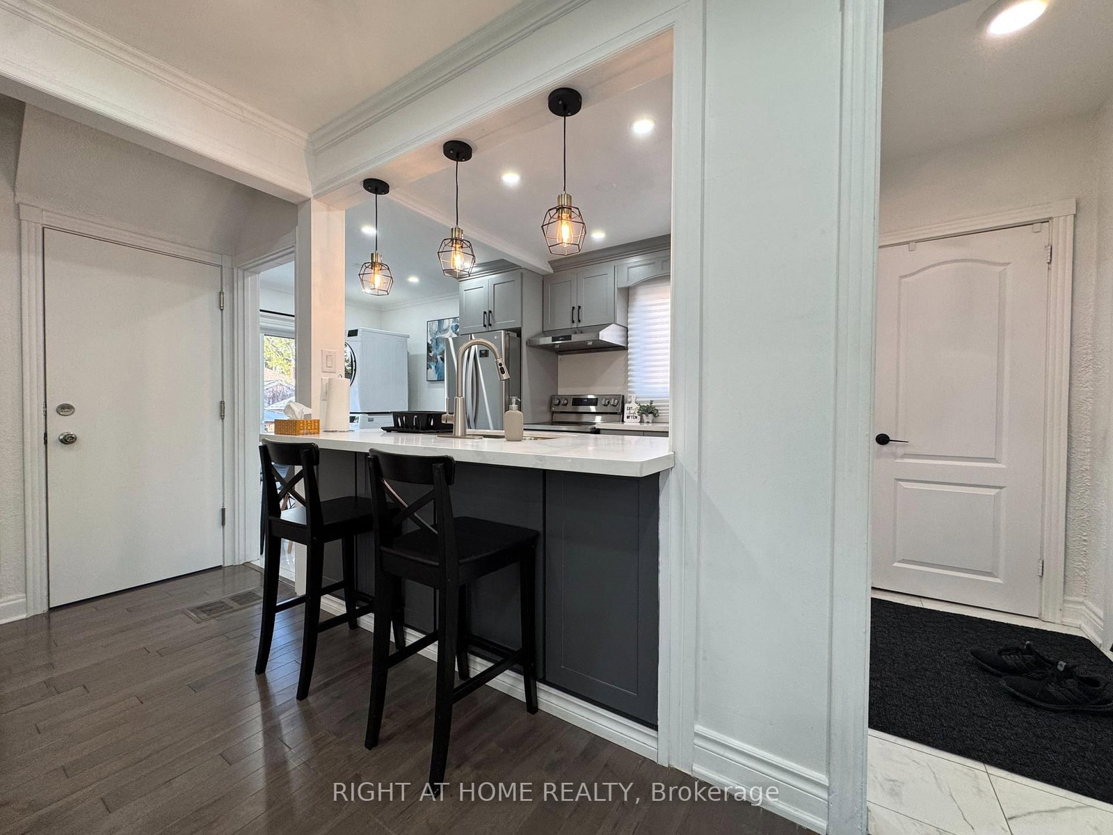 Detached House for lease at Upper-48 Patika Avenue, Toronto, Ontario, M9N 2E9 - Weston - MLS: W12769458