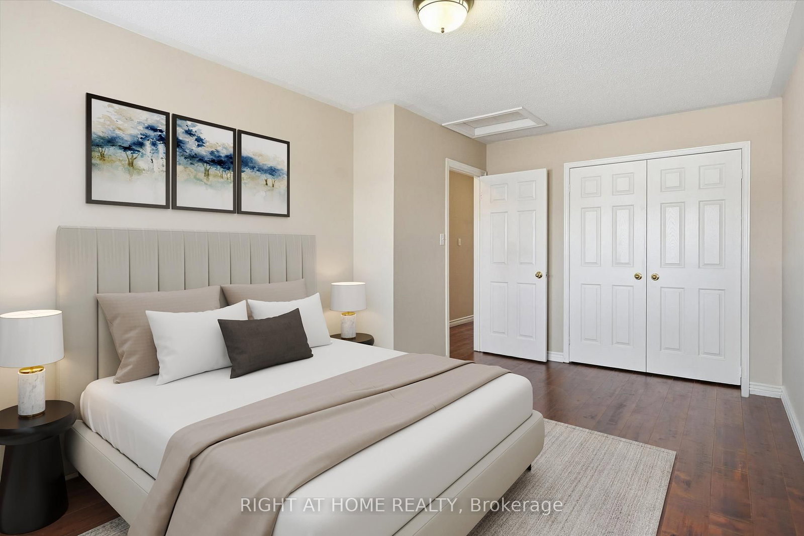 Detached House for sale at 32-5110 Fairview Street, Burlington, Ontario, L7L 7H6 - Appleby - MLS: W12769490