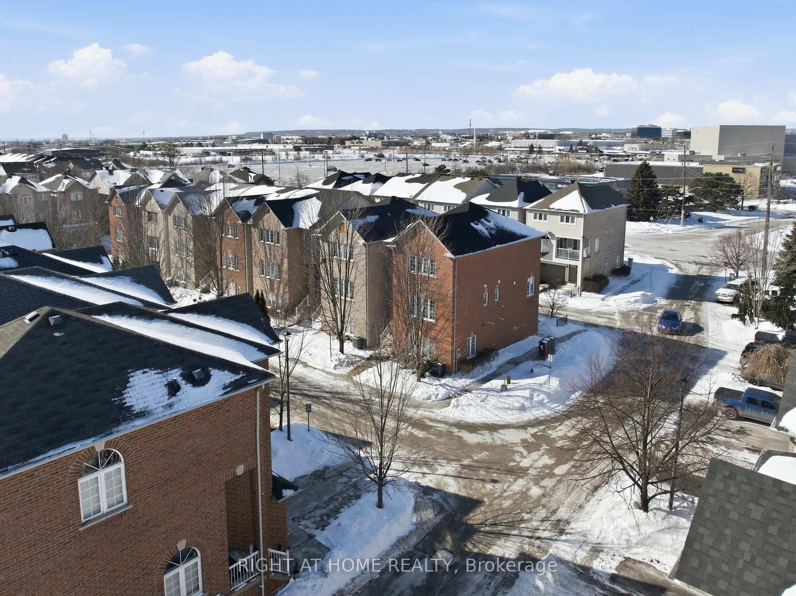 Detached House for sale at 32-5110 Fairview Street, Burlington, Ontario, L7L 7H6 - Appleby - MLS: W12769490