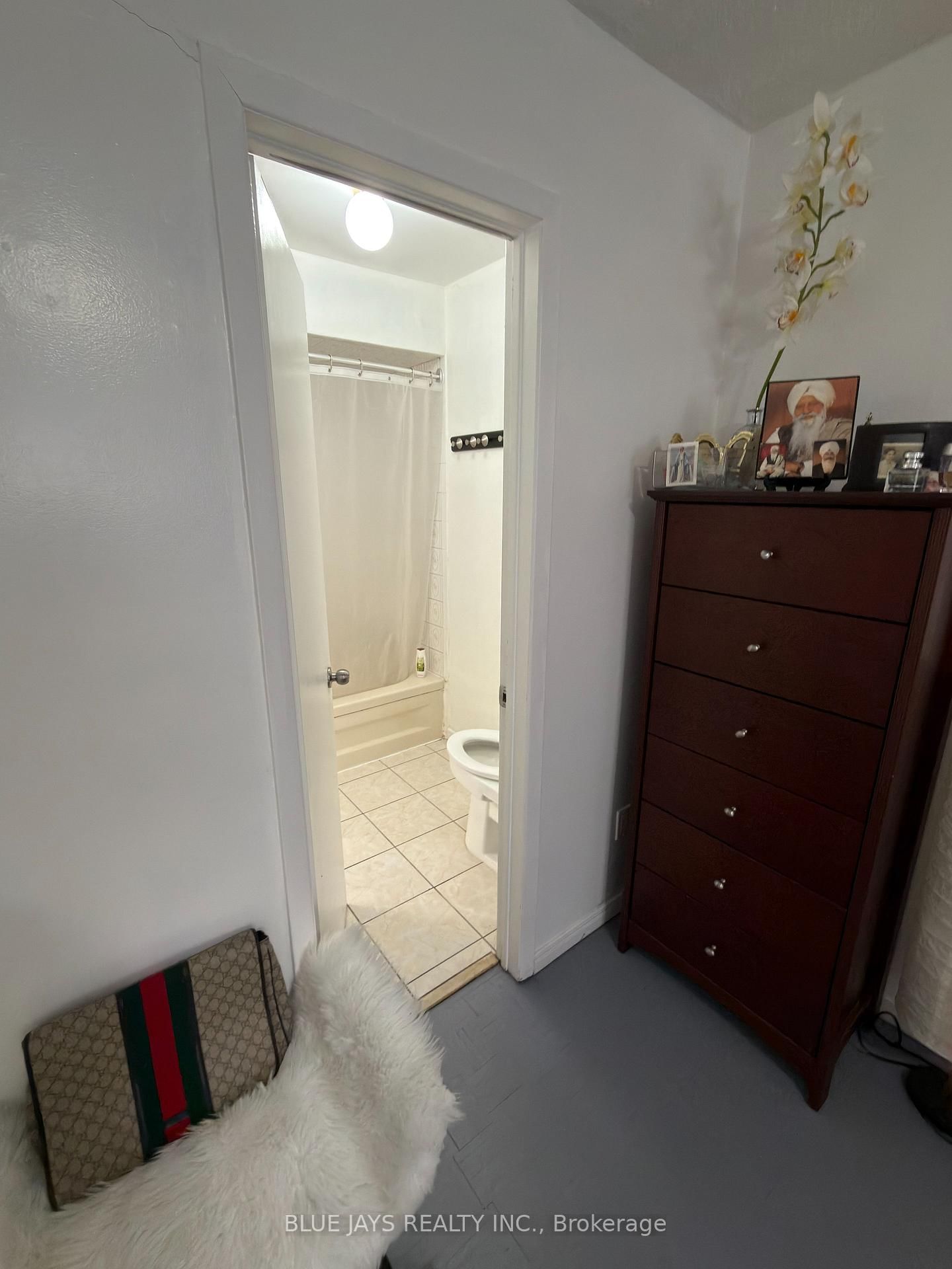 Semi-Detached House for sale at 57 Mallard Crescent, Brampton, Ontario, L6S 2T7 - Central Park - MLS: W12769670