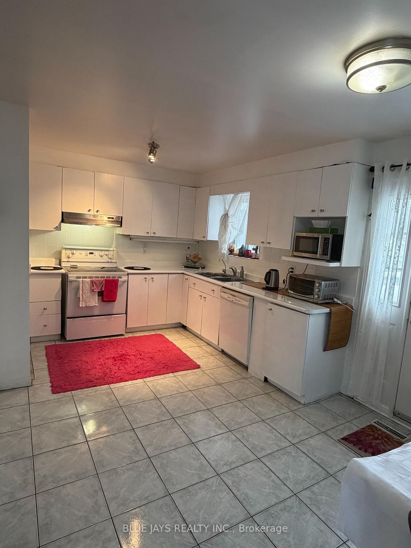 Semi-Detached House for sale at 57 Mallard Crescent, Brampton, Ontario, L6S 2T7 - Central Park - MLS: W12769670