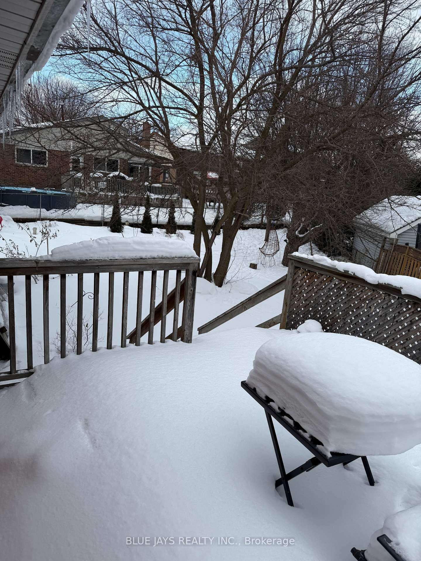 Semi-Detached House for sale at 57 Mallard Crescent, Brampton, Ontario, L6S 2T7 - Central Park - MLS: W12769670