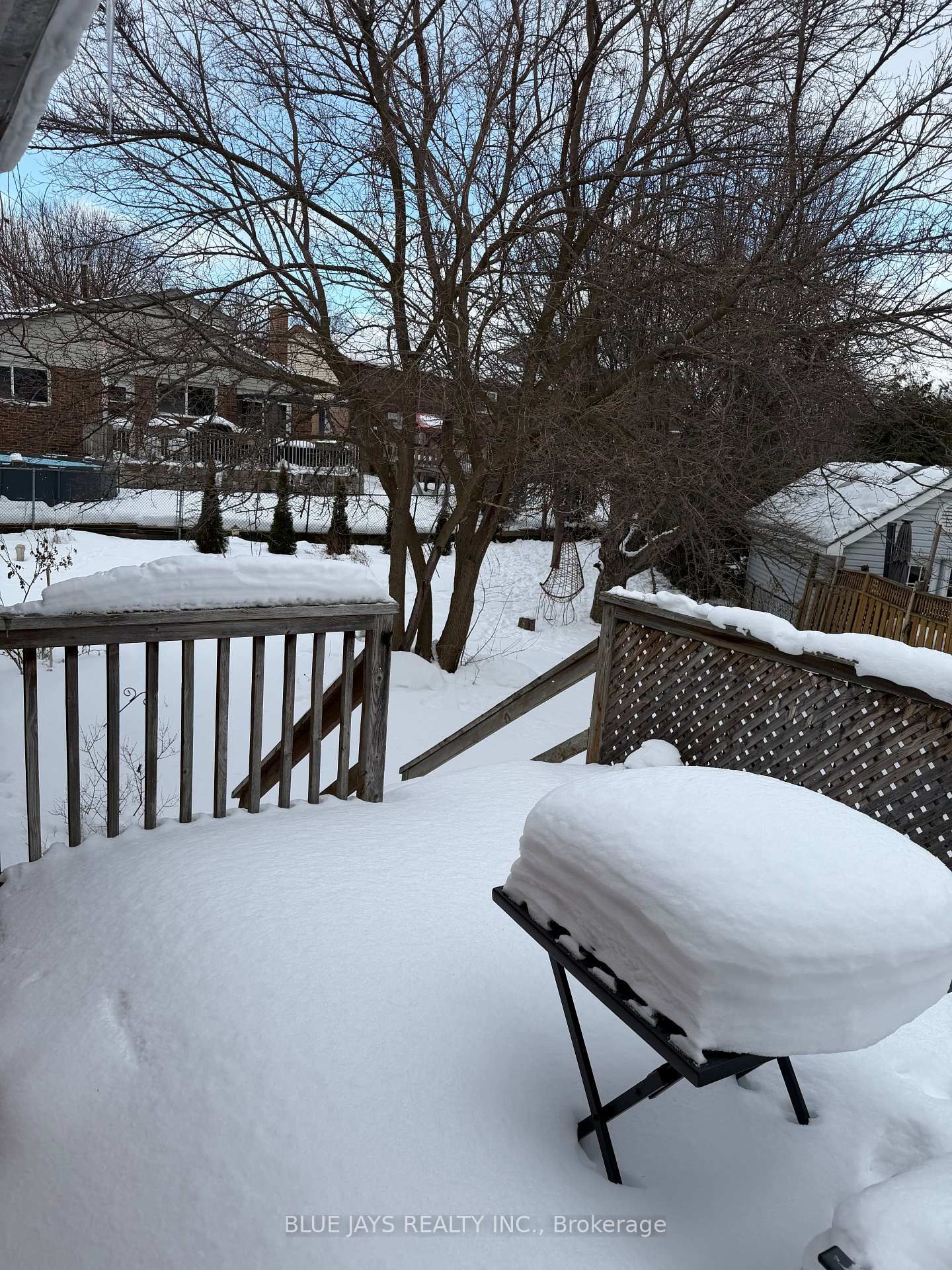 Semi-Detached House for sale at 57 Mallard Crescent, Brampton, Ontario, L6S 2T7 - Central Park - MLS: W12769670