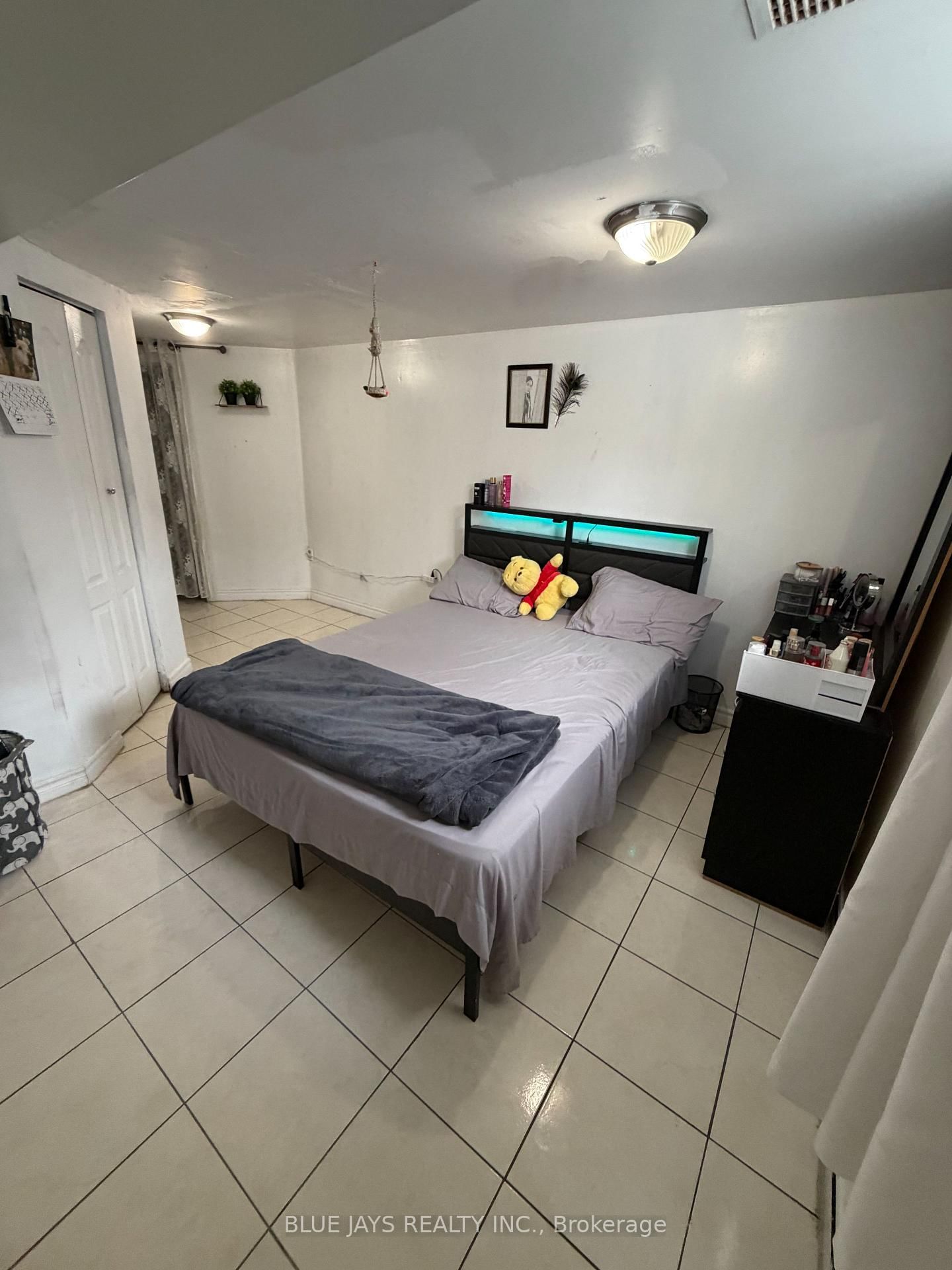 Semi-Detached House for sale at 57 Mallard Crescent, Brampton, Ontario, L6S 2T7 - Central Park - MLS: W12769670