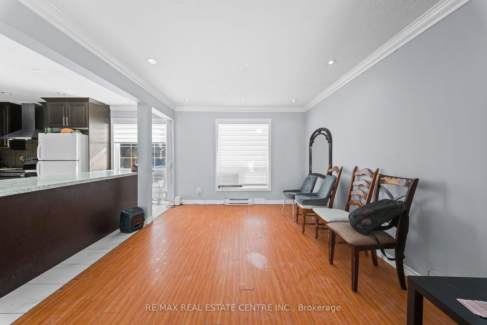 Detached House for sale at 8 Golden Gate Drive, Brampton, Ontario, L6S 2K5 - Northgate - MLS: W12770220