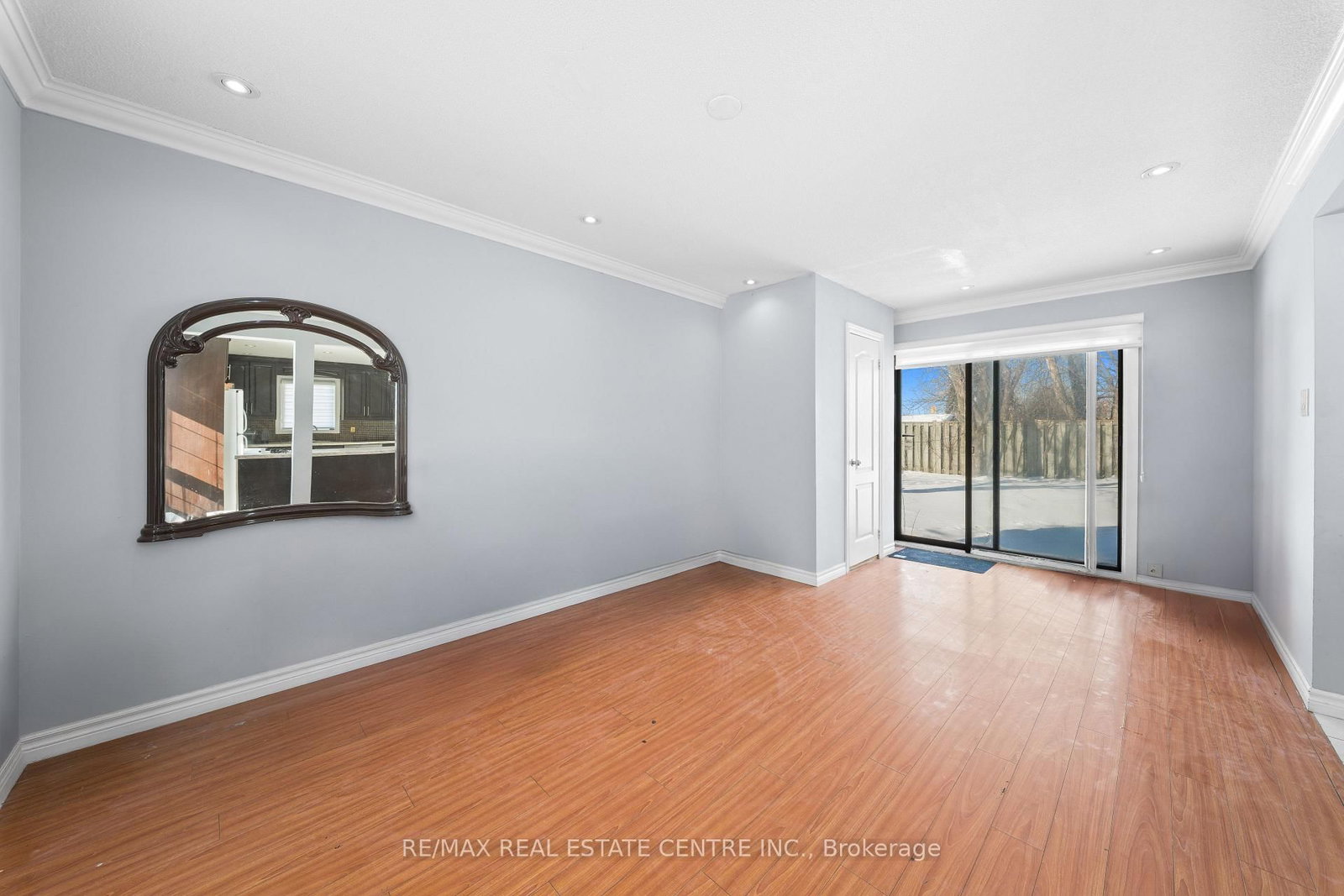 Detached House for sale at 8 Golden Gate Drive, Brampton, Ontario, L6S 2K5 - Northgate - MLS: W12770220