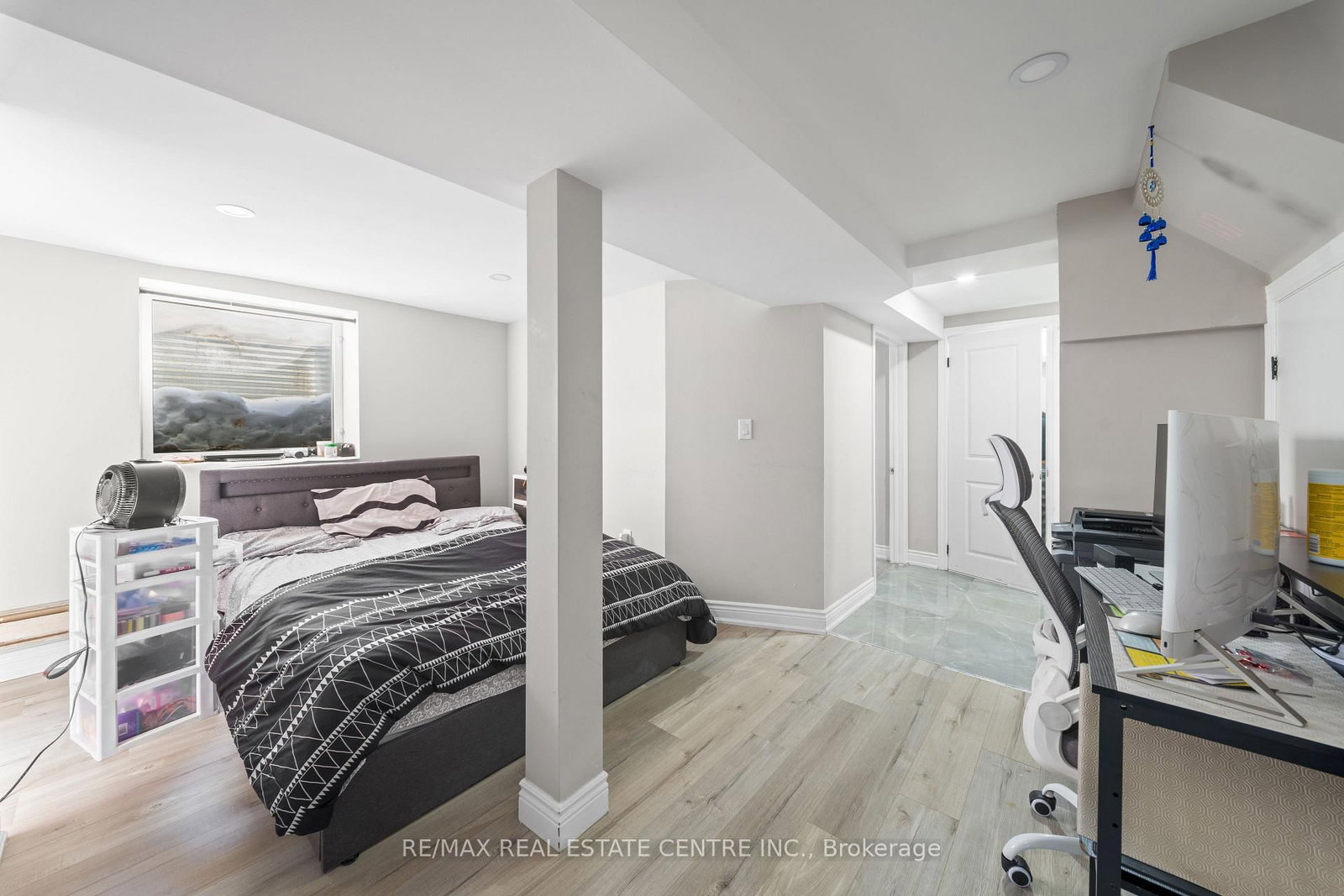 Detached House for sale at 8 Golden Gate Drive, Brampton, Ontario, L6S 2K5 - Northgate - MLS: W12770220