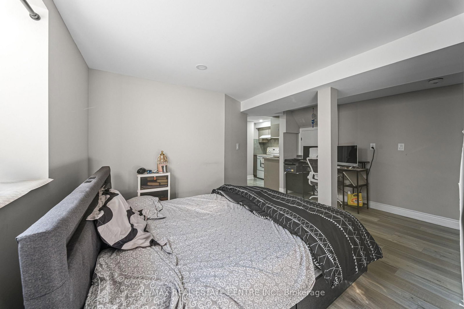 Detached House for sale at 8 Golden Gate Drive, Brampton, Ontario, L6S 2K5 - Northgate - MLS: W12770220