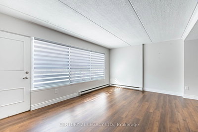 90-180 Mississauga Valley Boulevard, Mississauga, Ontario image-0-4