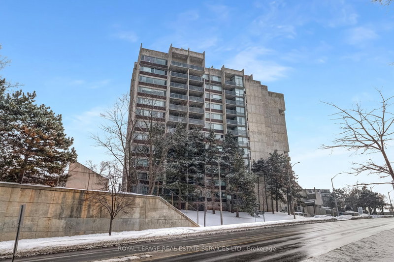 605 - 20 Speers Rd, Oakville, L6K 3R5 | Image 3