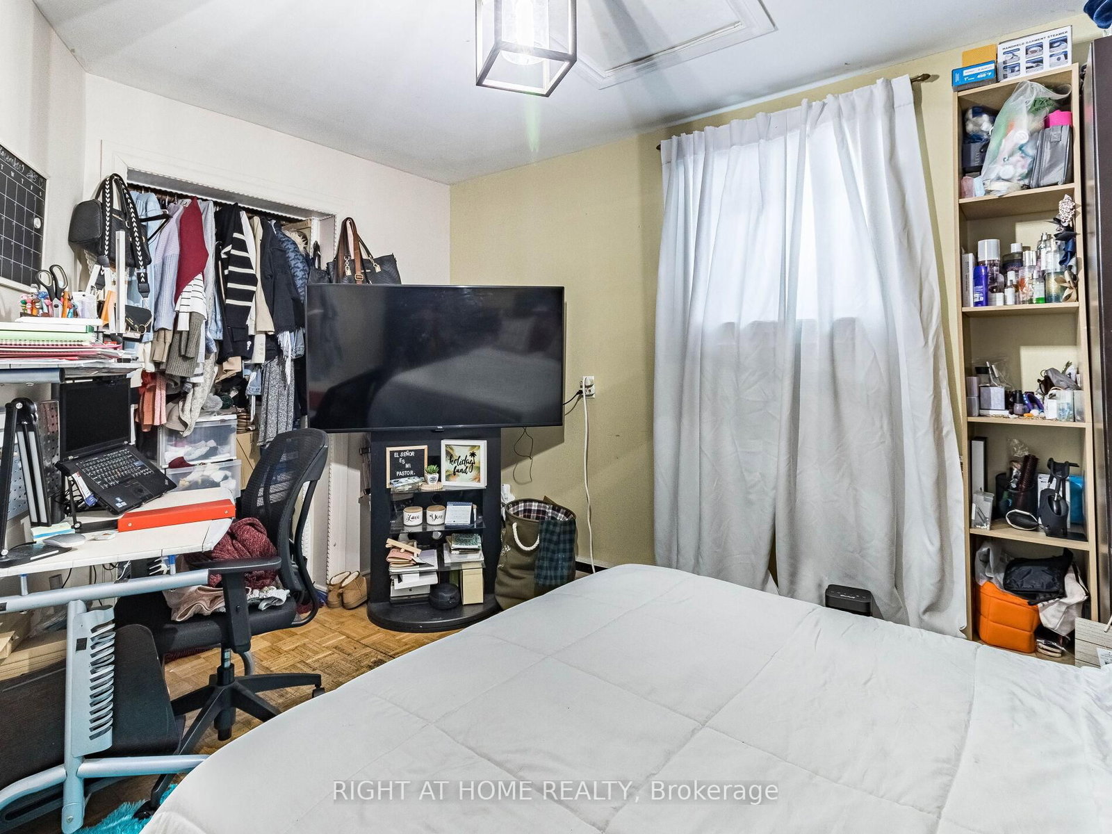 Detached House for sale at 97 29th Street, Toronto, Ontario, M8W 3B1 - Long Branch - MLS: W12771046