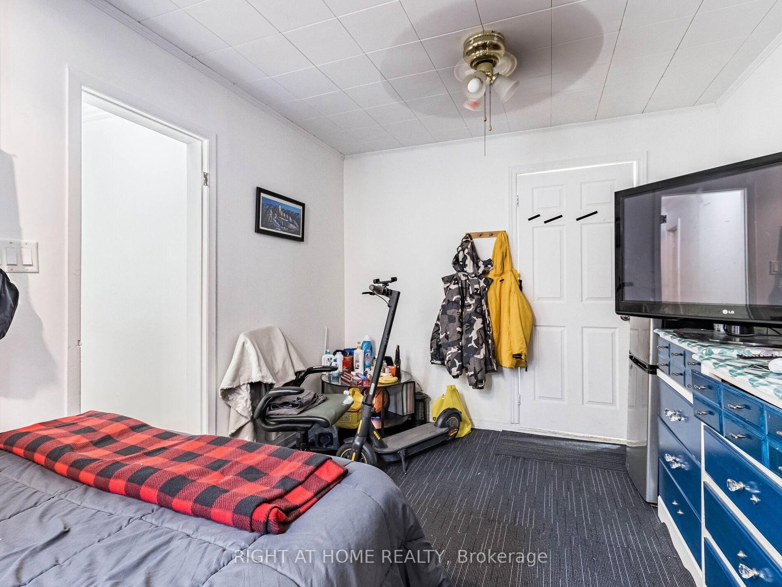 Detached House for sale at 97 29th Street, Toronto, Ontario, M8W 3B1 - Long Branch - MLS: W12771046