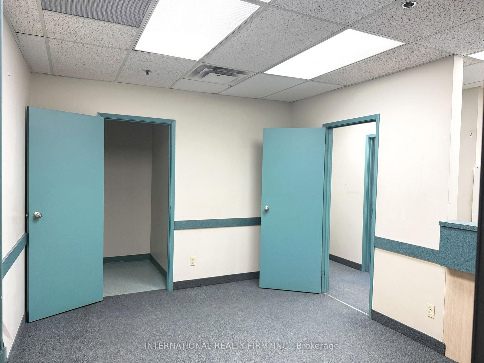 1635 Lawrence Avenue W, Unit 207 - Photo 3