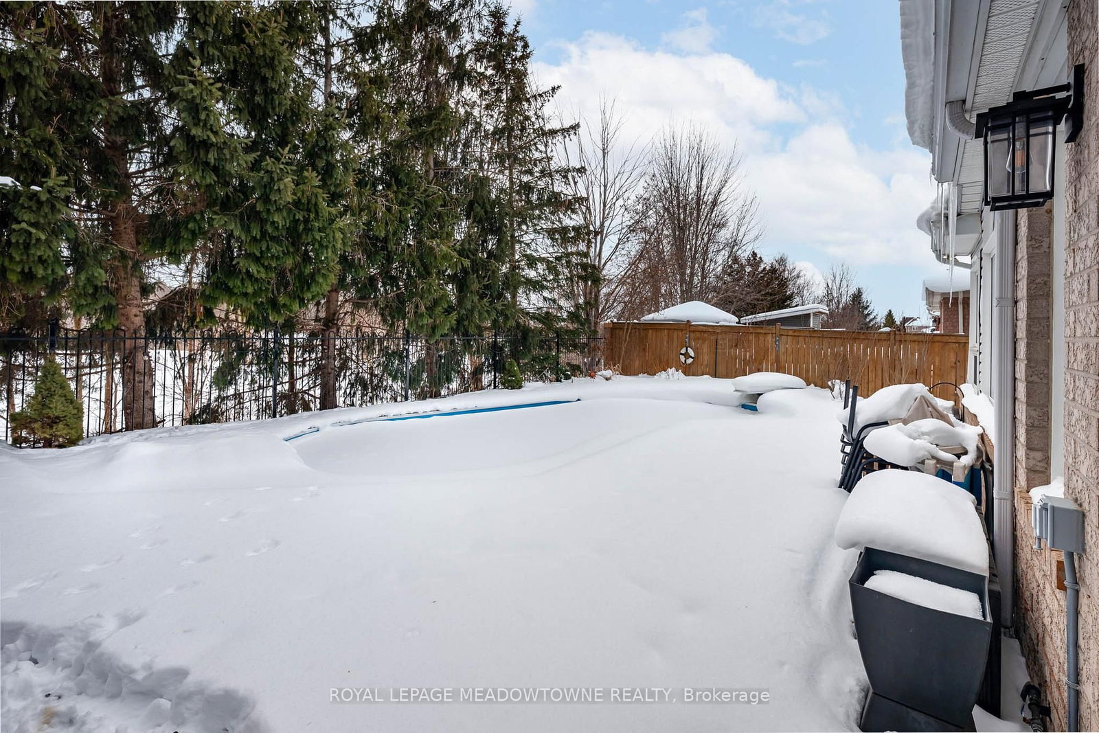 Detached House for sale at 19 Grist Mill Drive, Halton Hills, Ontario, L7G 6C2 - Georgetown - MLS: W12771162