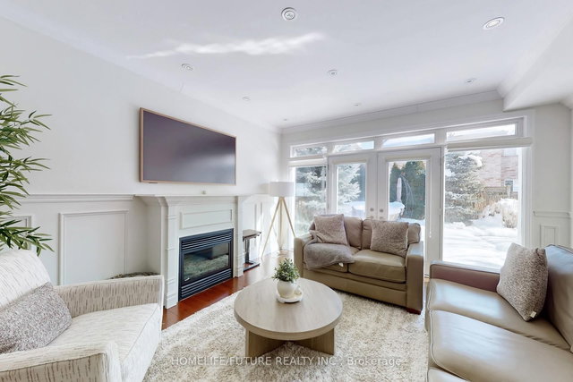 1076 Woodward Avenue