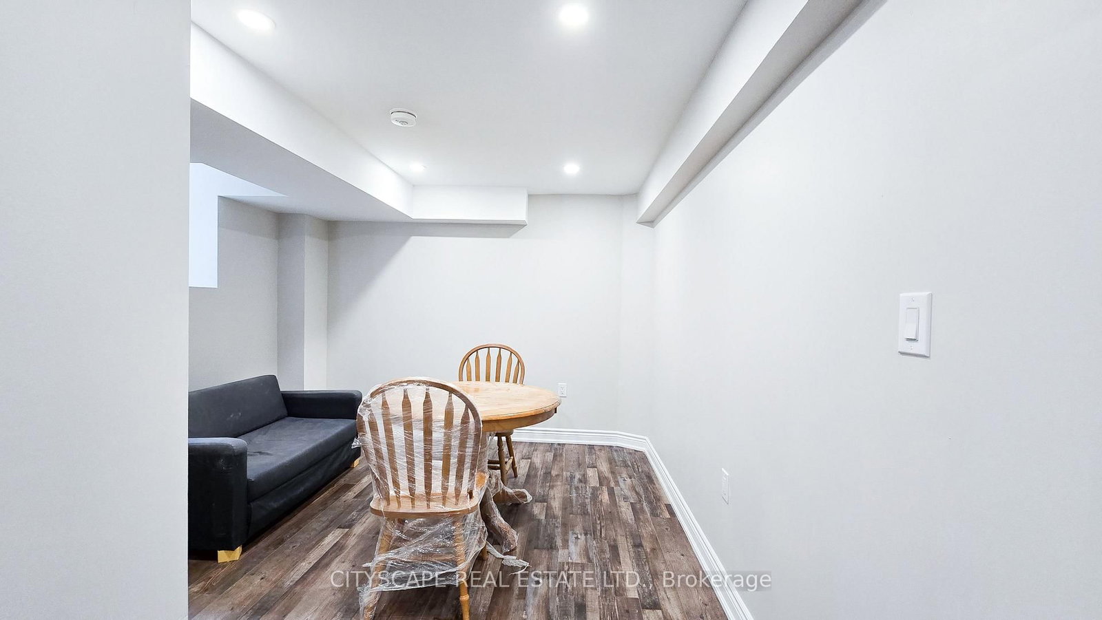 121 Ashdale Road, Unit Lower - Photo 3